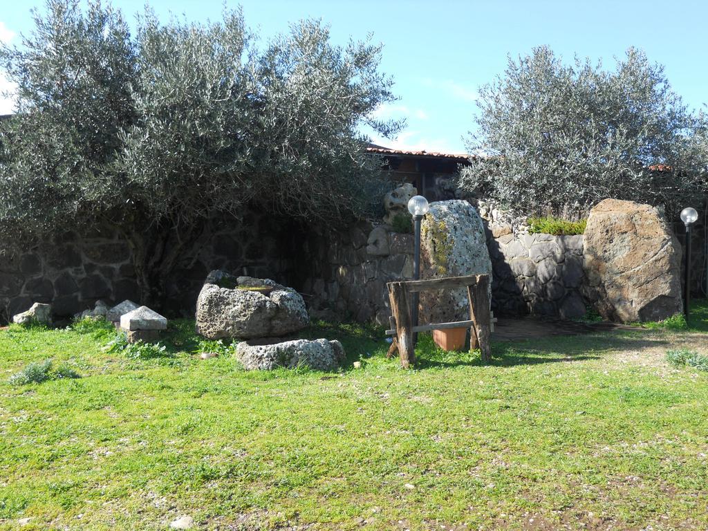 Agriturismo Su Nuratolu Villa Sagama Luaran gambar
