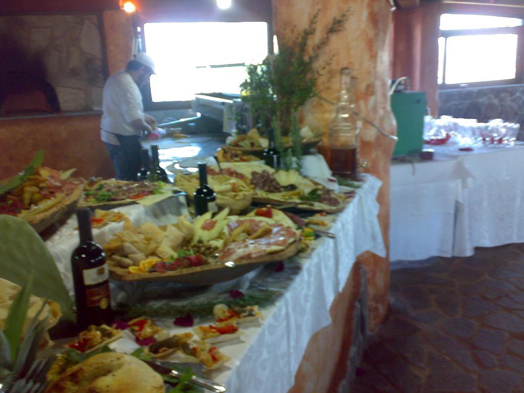 Agriturismo Su Nuratolu Villa Sagama Luaran gambar