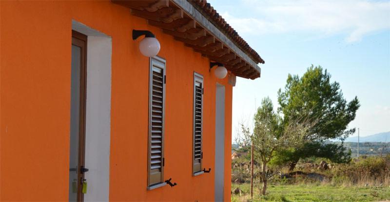 Agriturismo Su Nuratolu Villa Sagama Luaran gambar